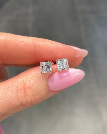 Сережки Пусети Квад Білий Преміум КубЦиркон 8А 6мм 1,7гр Срібло 925 100892 100892 фото
