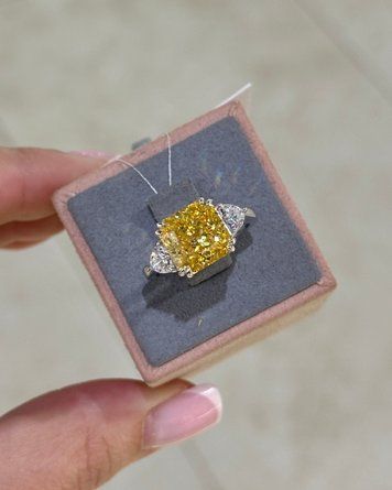 Каблучки Жовтий камінь 10*10мм 100 граней Фіаніт 5,7гр срібло 925 100071 100071 фото