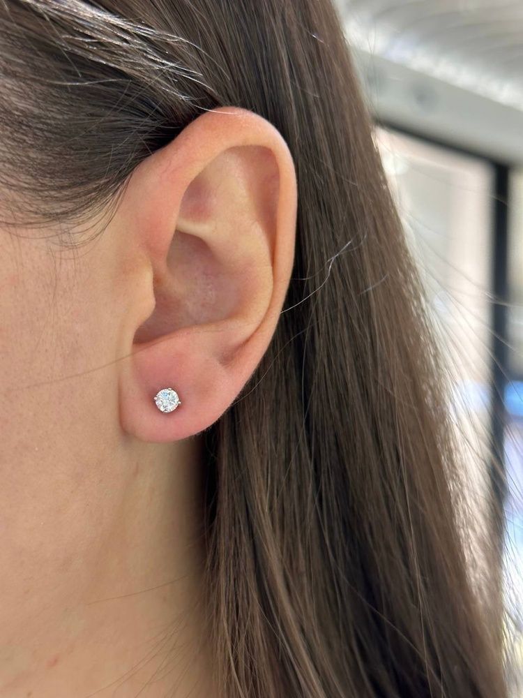 Сережки Пусети Закрутка Фіаніт 4мм 0.3ct*2 0,8гр срібло 925 101178 101178 фото
