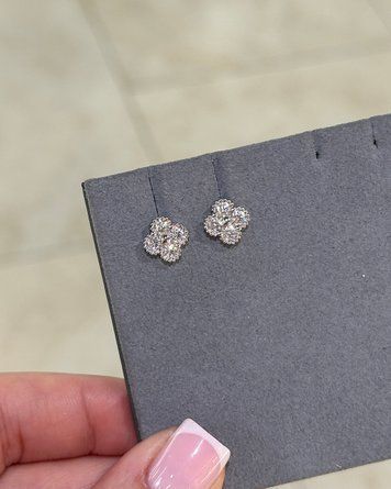 Сережки Конюш Муас 4 D 0,8ct 3мм срібло без клейма 1,6гр срібло 925 101283 101283 фото